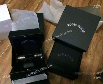 Replica Roger Dubuis Black Watch Box